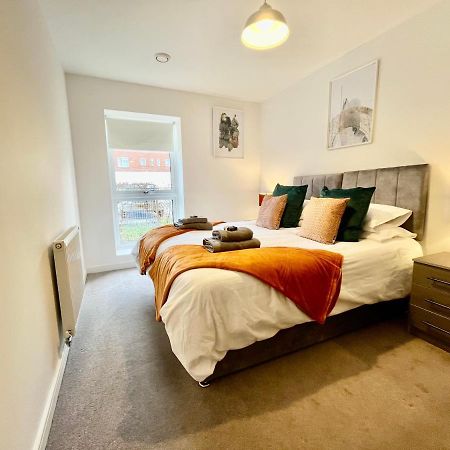 Spacious 2 Bed Ground Floor Apartment, Free Parking, Close To Historic Dockyard & Gunwharf Quays Портцмаус Экстерьер фото
