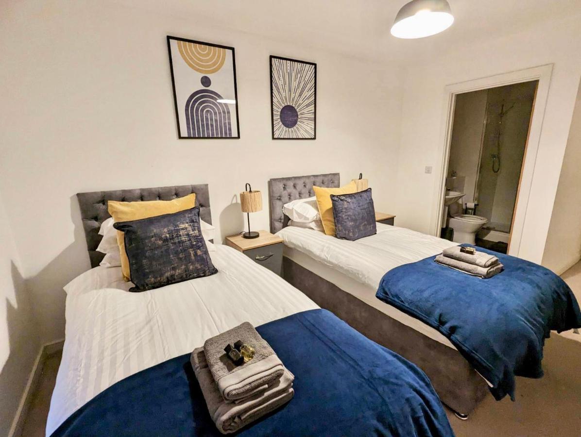 Spacious 2 Bed Ground Floor Apartment, Free Parking, Close To Historic Dockyard & Gunwharf Quays Портцмаус Экстерьер фото